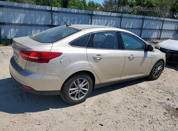 1FADP3FE2JL275456 2018 FORD FOCUS Gold Rear right