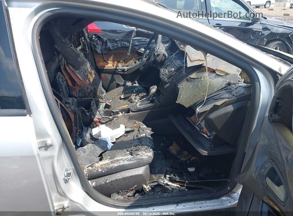 1FADP3FE4JL246086 2018 FORD FOCUS Серебряный 