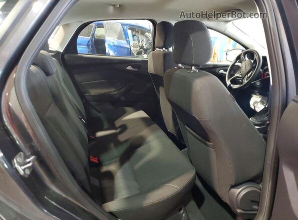 1FADP3FE4JL292470 2018 FORD FOCUS Gray Հետևի նստատեղերի տեսք