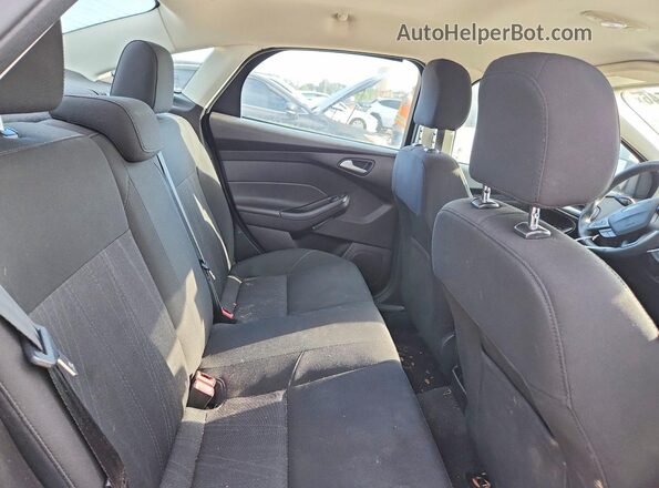 1FADP3FE6HL274966 2017 FORD FOCUS Gray უკანა სავარძლების ხედი