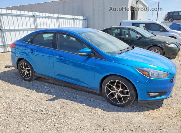 1FADP3FE8HL213246 2017 FORD FOCUS Blue 