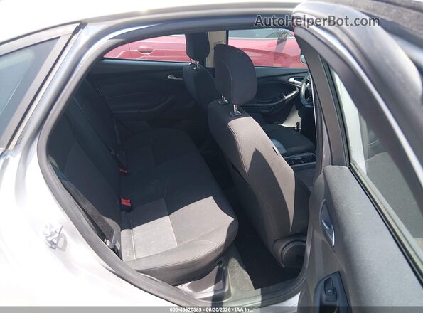 1FADP3FE8JL221241 2018 FORD FOCUS Silver 