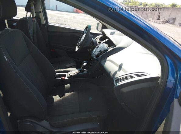1FADP3FE8JL318648 2018 FORD FOCUS Blue Vista interior delantera