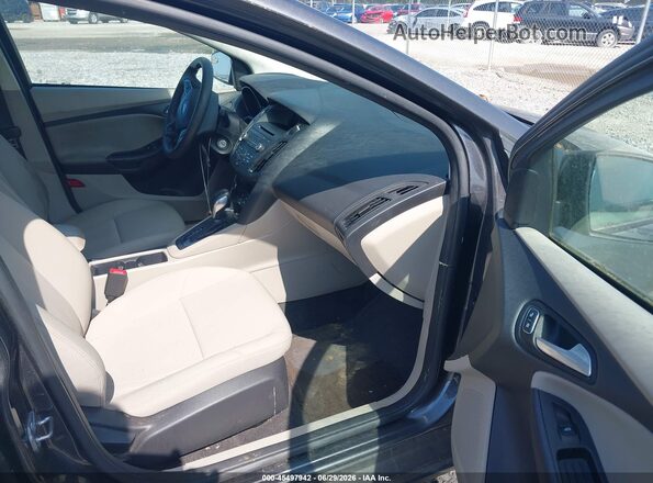 1FADP3FE9HL234431 2017 FORD FOCUS Gray Widok wnętrza z przodu