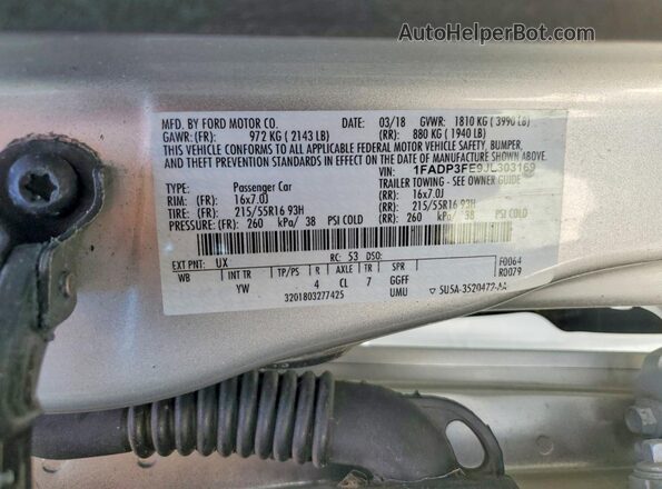 1FADP3FE9JL303169 2018 FORD FOCUS Silver Vista del compartimento del motor