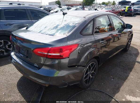 1FADP3FEXHL229769 2017 FORD FOCUS Серый Задняя правая четверть