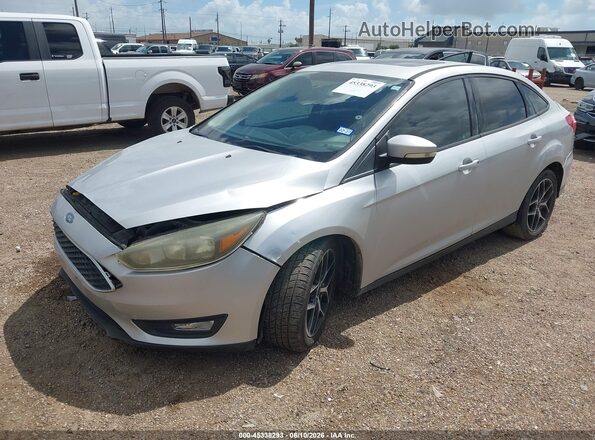 1FADP3H24HL214316 2017 FORD FOCUS Silver Przód lewy