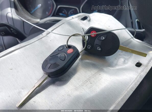 1FADP3H24HL214316 2017 FORD FOCUS Silver Widok deski rozdzielczej