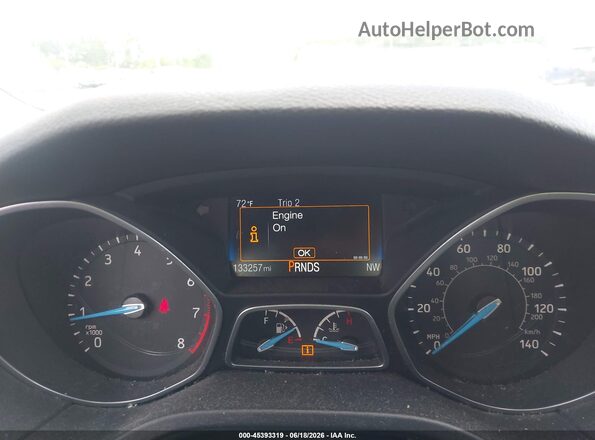 1FADP3H24HL295351 2017 FORD FOCUS Красный Вид задних сидений