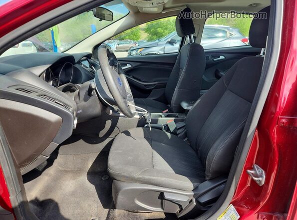 1FADP3H24HL318546 2017 FORD FOCUS Red Вид салону спереду