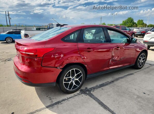 1FADP3H24HL318546 2017 FORD FOCUS Red Задня права чверть