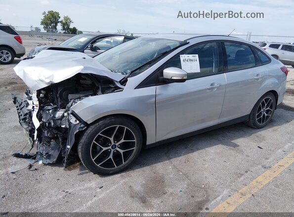 1FADP3H27HL343327 2017 FORD FOCUS Silver Առջևի ձախ երեք քառորդ տեսարան