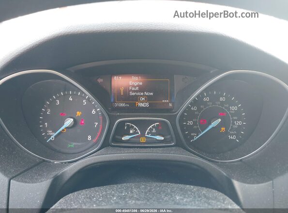 1FADP3H27JL283779 2018 FORD FOCUS Gray Widok tylnych siedzeń