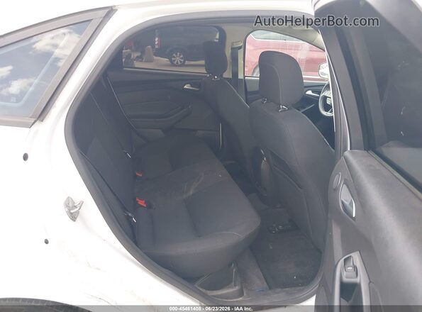 1FADP3H28JL293298 2018 FORD FOCUS White VIN կոդի պիտակի տեսք