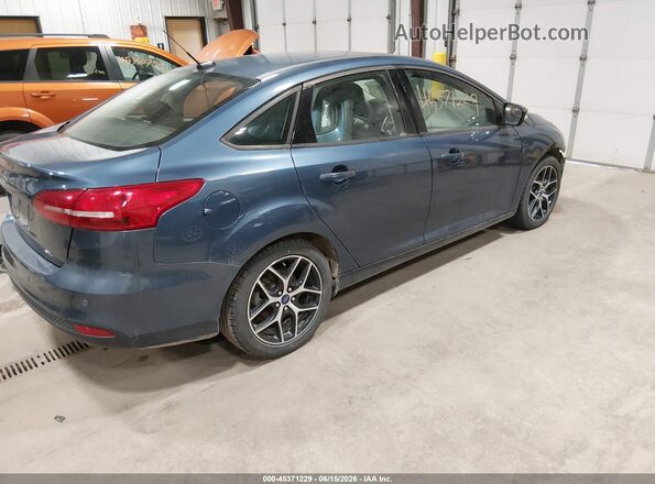 1FADP3H28JL319074 2018 FORD FOCUS Синий Задняя правая четверть