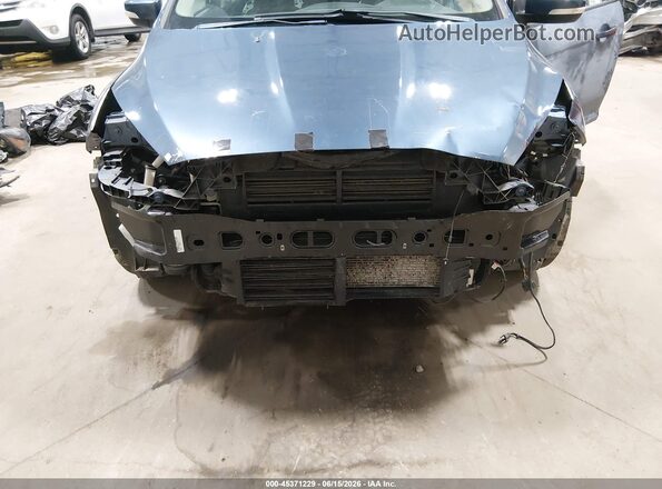 1FADP3H28JL319074 2018 FORD FOCUS Синий Вид спереди
