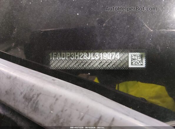 1FADP3H28JL319074 2018 FORD FOCUS Синий Вид подкапотного пространства