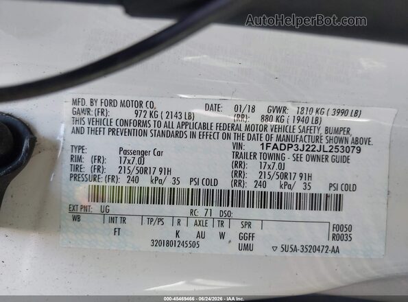 1FADP3J22JL253079 2018 FORD FOCUS White Vista del compartimento del motor