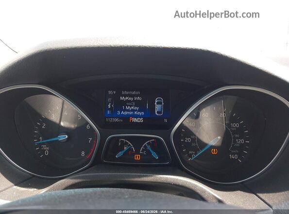 1FADP3J22JL253079 2018 FORD FOCUS White Vista de los asientos traseros