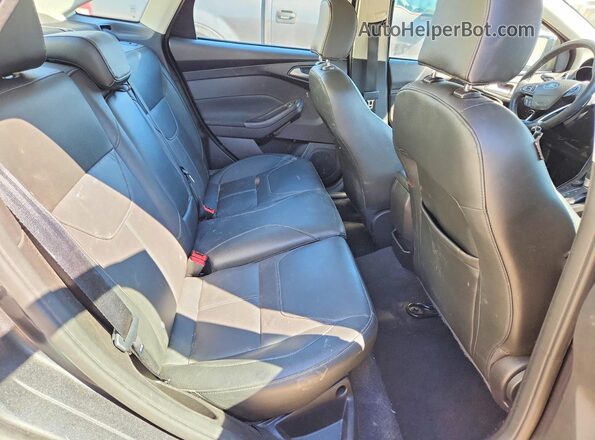 1FADP3J22JL309392 2018 FORD FOCUS Gray 