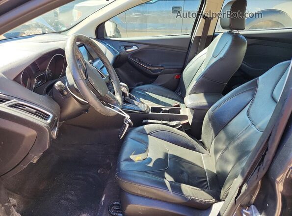 1FADP3J22JL309392 2018 FORD FOCUS Gray 