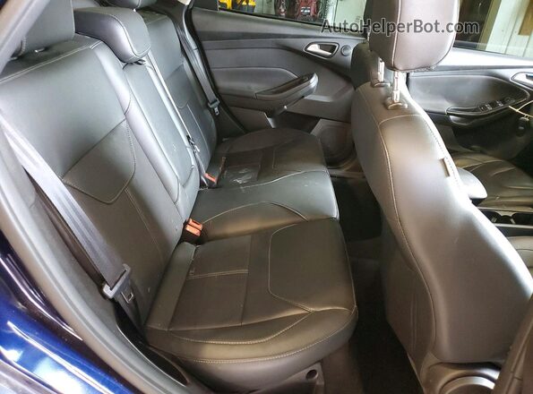 1FADP3J23HL314143 2017 FORD FOCUS Blue Rear seats view