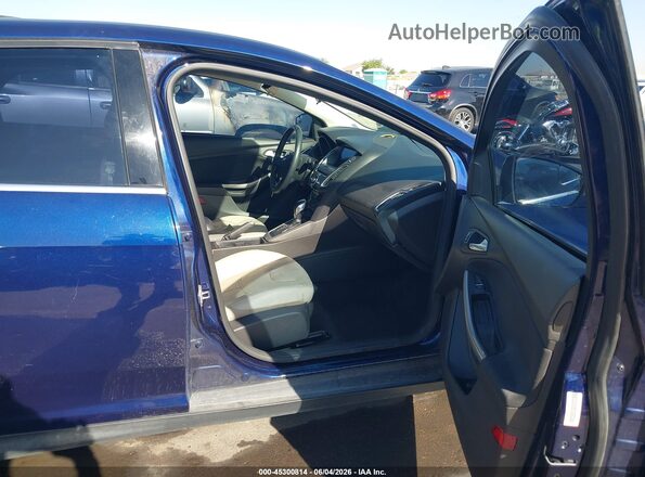 1FADP3J25GL234289 2016 FORD FOCUS Blue წინა სალონის ხედი