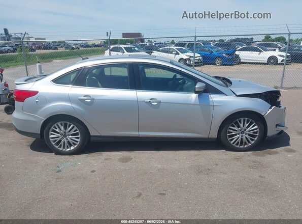 1FADP3J25HL264734 2017 FORD FOCUS Silver Панорамний вид салону 360°
