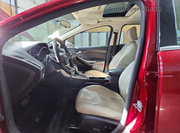 1FADP3J26HL264693 2017 FORD FOCUS Red 