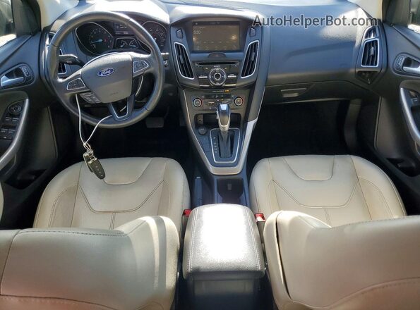 1FADP3J26JL283167 2018 FORD FOCUS Gray Вид панелі приладів