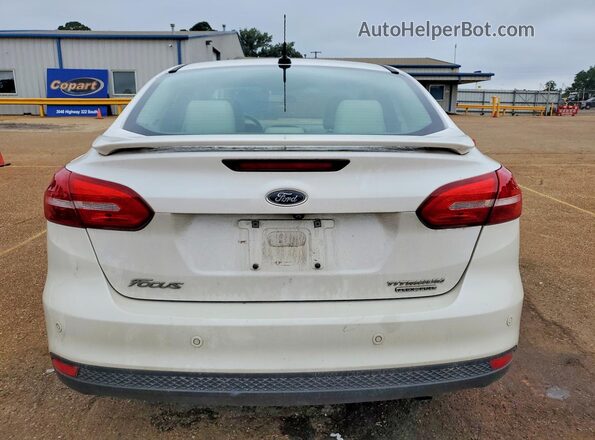 1FADP3J27GL369208 2016 FORD FOCUS White 