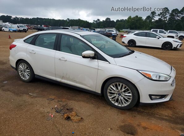 1FADP3J27GL369208 2016 FORD FOCUS White 