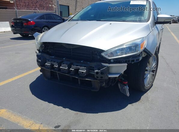 1FADP3J27JL279404 2018 FORD FOCUS Gray 