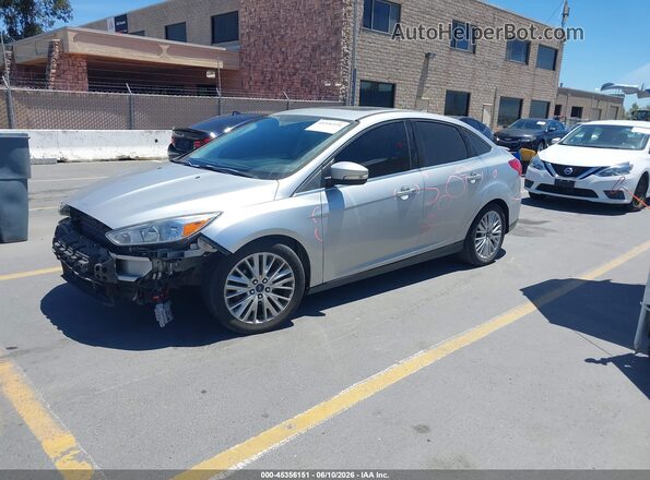 1FADP3J27JL279404 2018 FORD FOCUS Gray 
