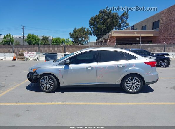 1FADP3J27JL279404 2018 FORD FOCUS Gray 