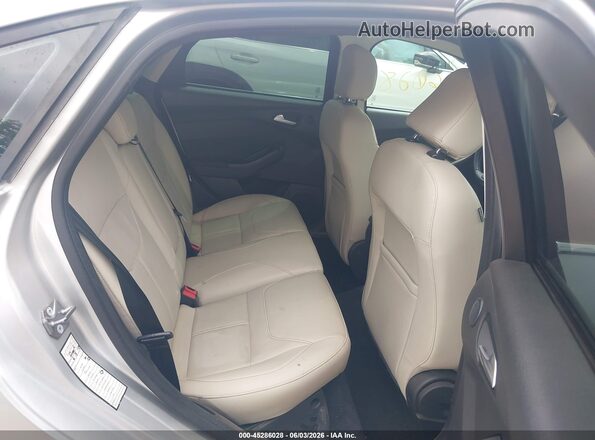 1FADP3J29HL288275 2017 FORD FOCUS Silver VIN sticker view