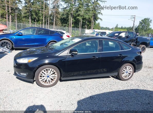 1FADP3J2XHL272621 2017 FORD FOCUS Black 