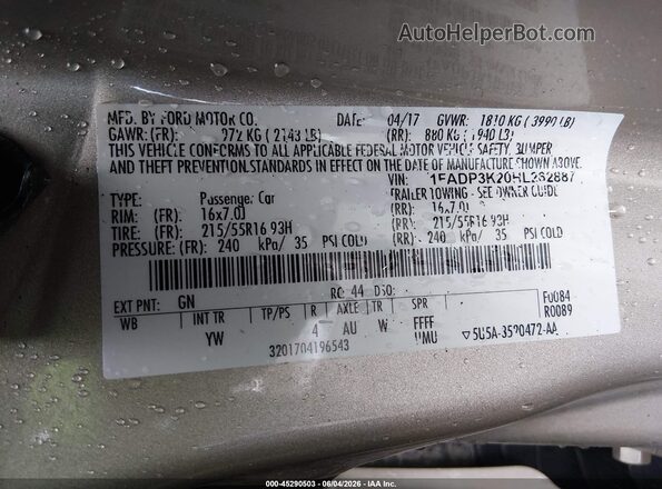 1FADP3K20HL262887 2017 FORD FOCUS Gold ძრავის განყოფილების ხედი