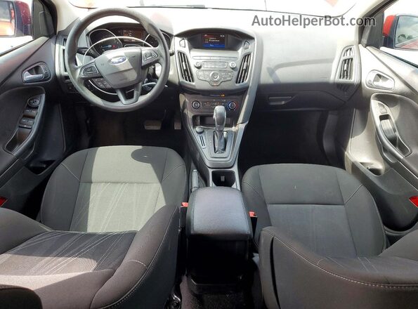 1FADP3K20JL322494 2018 FORD FOCUS Orange Vista del salpicadero