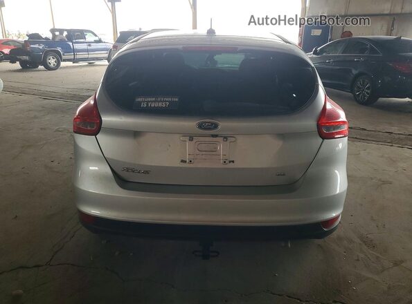 1FADP3K21GL283259 2016 FORD FOCUS Silver Widok z tyłu