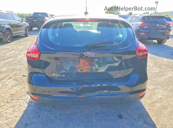 1FADP3K21JL236370 2018 FORD FOCUS Черный Вид сзади