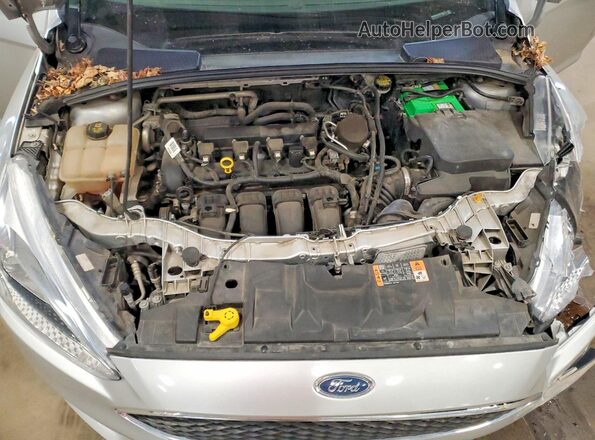 1FADP3K22GL203211 2016 FORD FOCUS Silver Rear interior view
