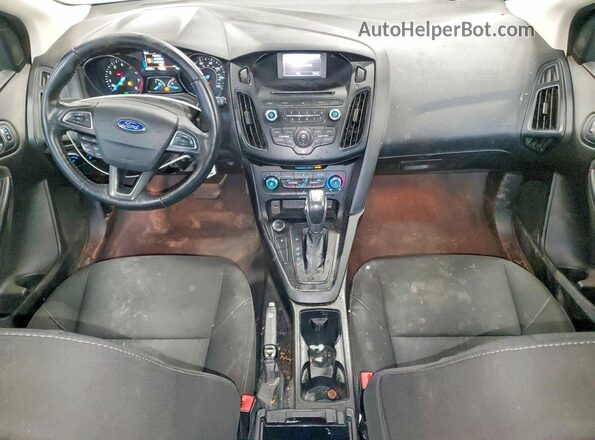 1FADP3K22GL203211 2016 FORD FOCUS Silver Dashboard view