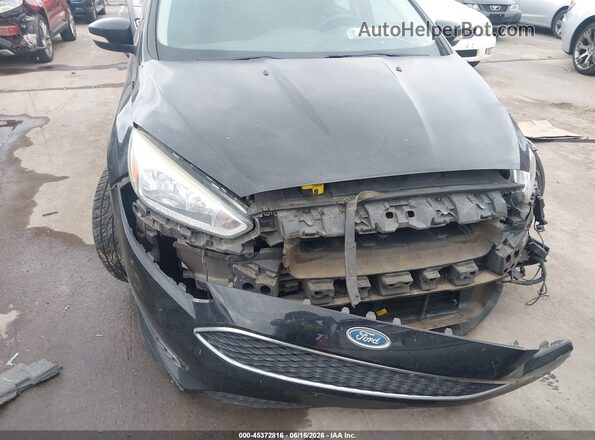 1FADP3K22GL236757 2016 FORD FOCUS Black Widok z przodu