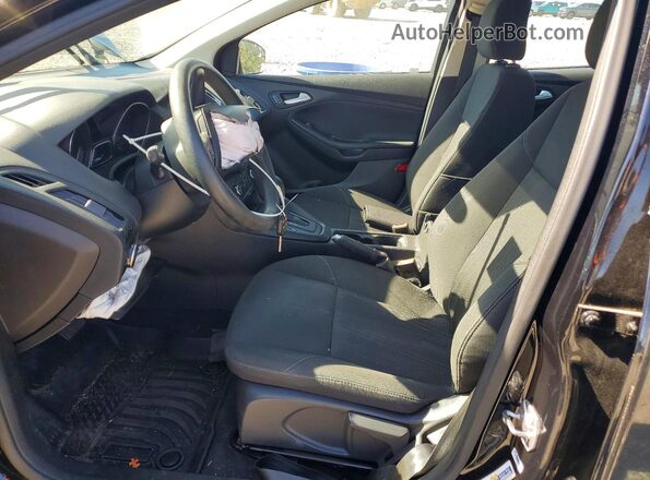 1FADP3K22HL211469 2017 FORD FOCUS Black 