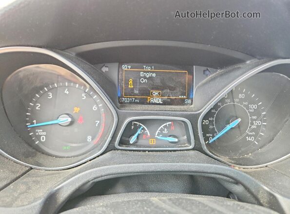 1FADP3K22JL308905 2018 FORD FOCUS Red 