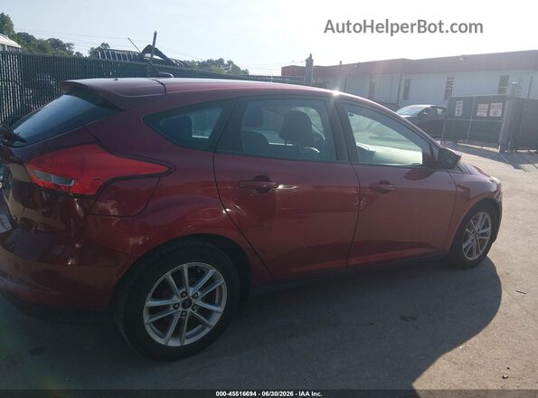 1FADP3K23GL236248 2016 FORD FOCUS Red Widok wnętrza z tyłu
