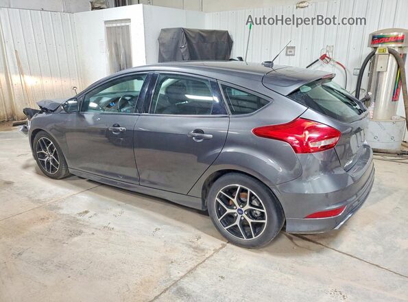 1FADP3K23GL246987 2016 FORD FOCUS Серый Задняя левая четверть