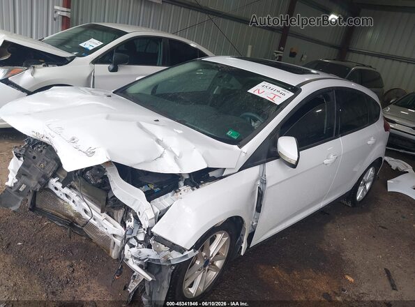 1FADP3K23GL284770 2016 FORD FOCUS White Front left