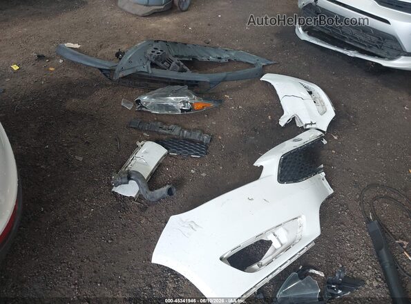 1FADP3K23GL284770 2016 FORD FOCUS White Dashboard view